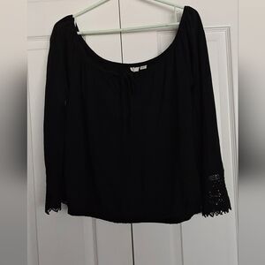 Roxy Elegant Black Women's Top, Suze M